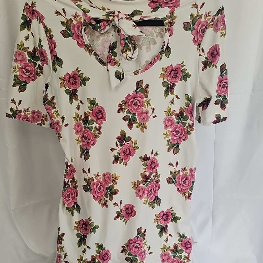 Piphany Pink and White Tie Front T-Shirt with Peter Pan Collar